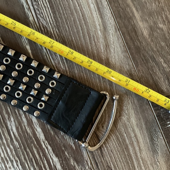 Great Studded leather belt - Picture 5 of 8